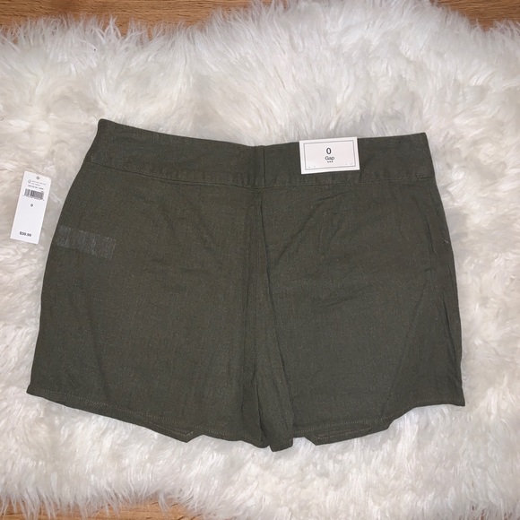 NWT Gap Green Skort - Picture 4 of 5
